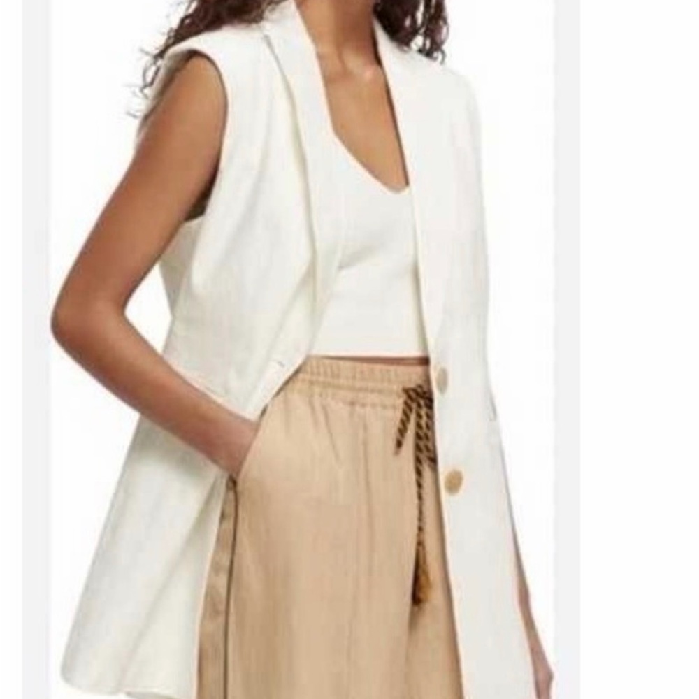 Scotch &Soda Stylish White Sleeveless Blazer